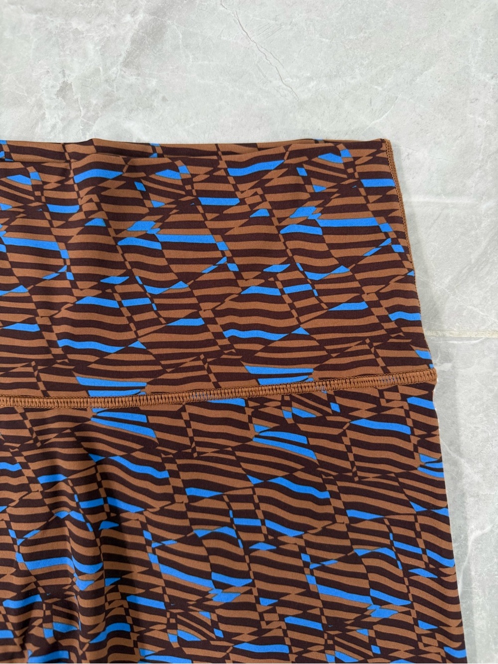 Women’s OFFLINE By Aerie Goals Crochet Inset 5" Biker Shorts Workout Large - Picture 4 of 16